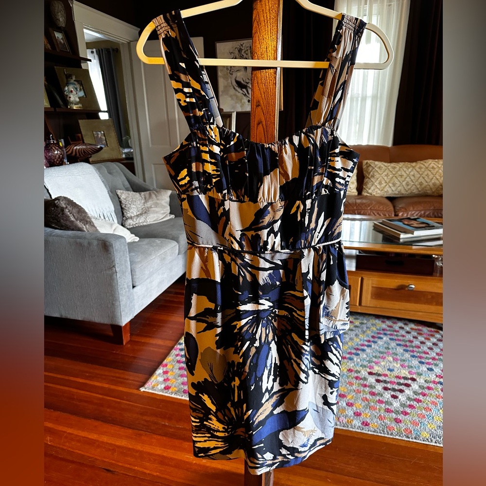 Trina Turk Abstract Silk Cocktail Mini Dress Peplum Waist XS 2 resort wear - Picture 12 of 12